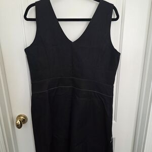 Tommy Hilfiger Elegant Black Midi Dress